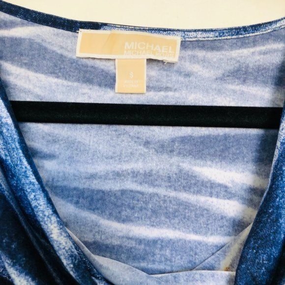 Michael Kors Blue Print Sleeveless- Size Small - Picture 3 of 11